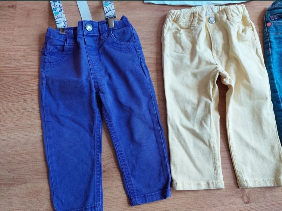 rozm. 80 zestaw NEXT H&M spodnie szelki bluzka Hello Kitty paka wiosna