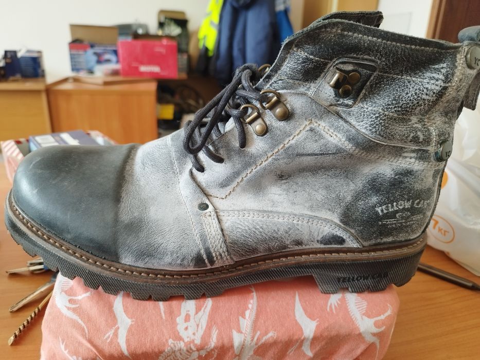 Продам рабочі ботинки