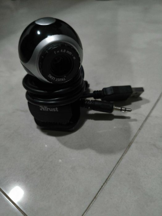 PC Completo Intel i3 + Teclado + Rato + Webcam + Colunas