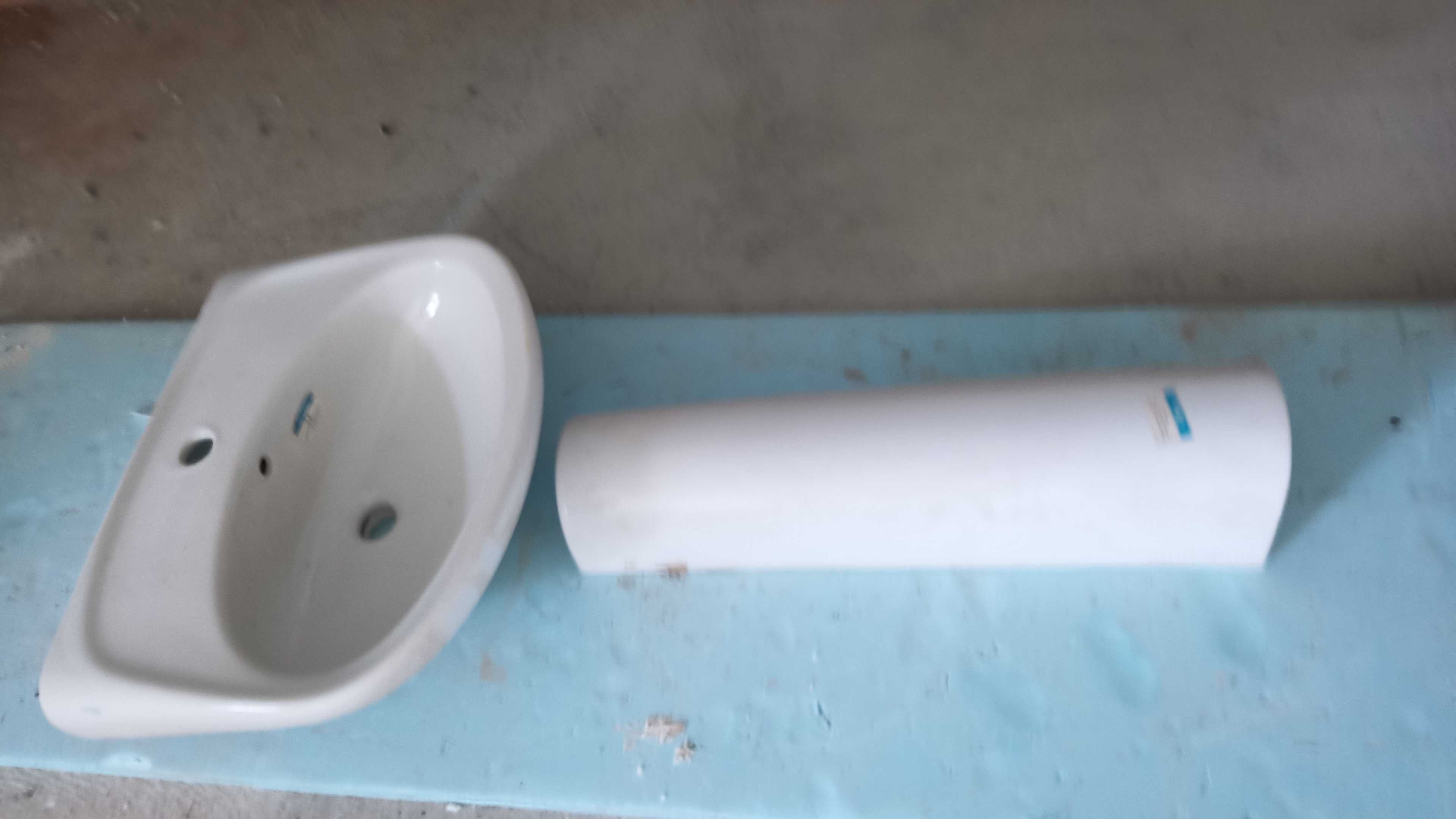 Louça Sanitária - Base + Lavatório