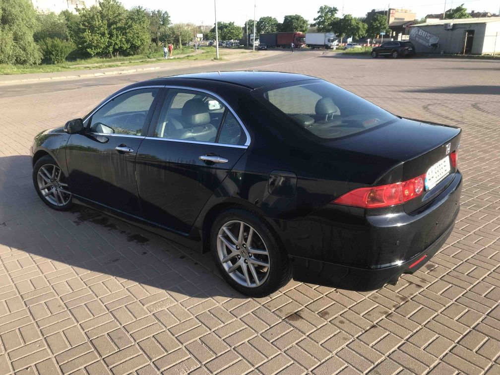 Здам в оренду авто Honda Accord type-S