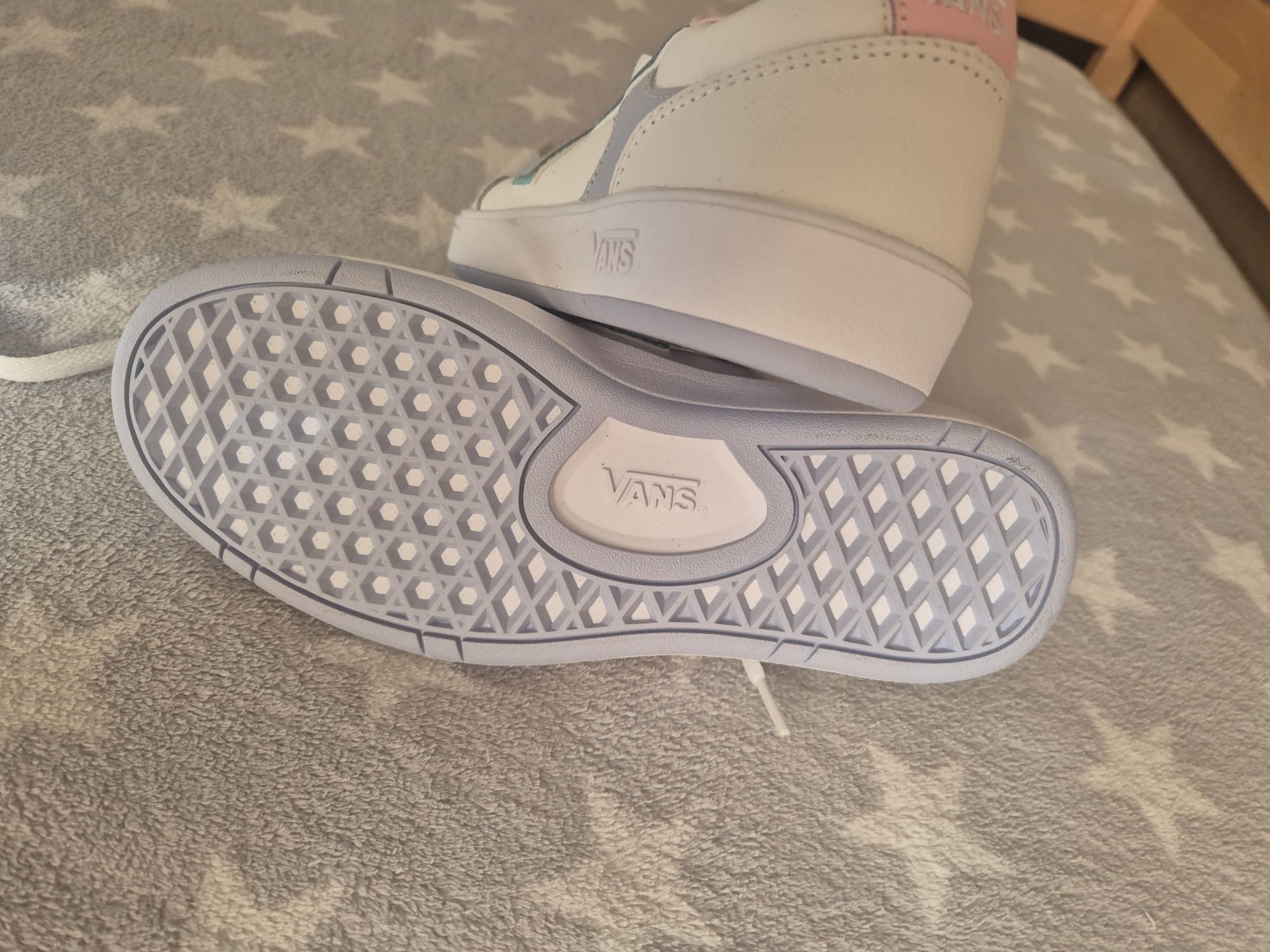 Vans  lowland cc UK 5.5 38.5р 24.5 см