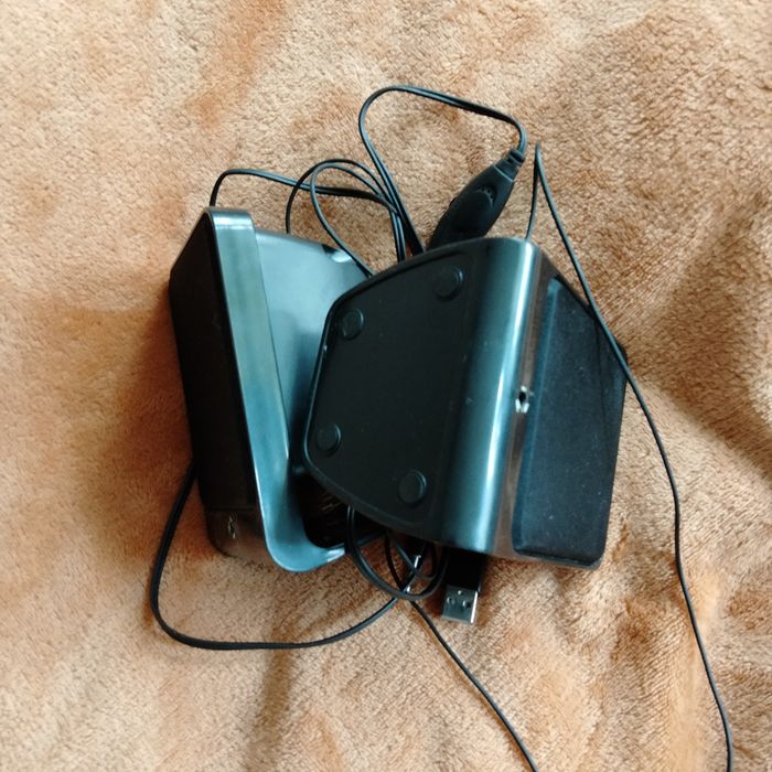 Zestaw dwóch głośników malych