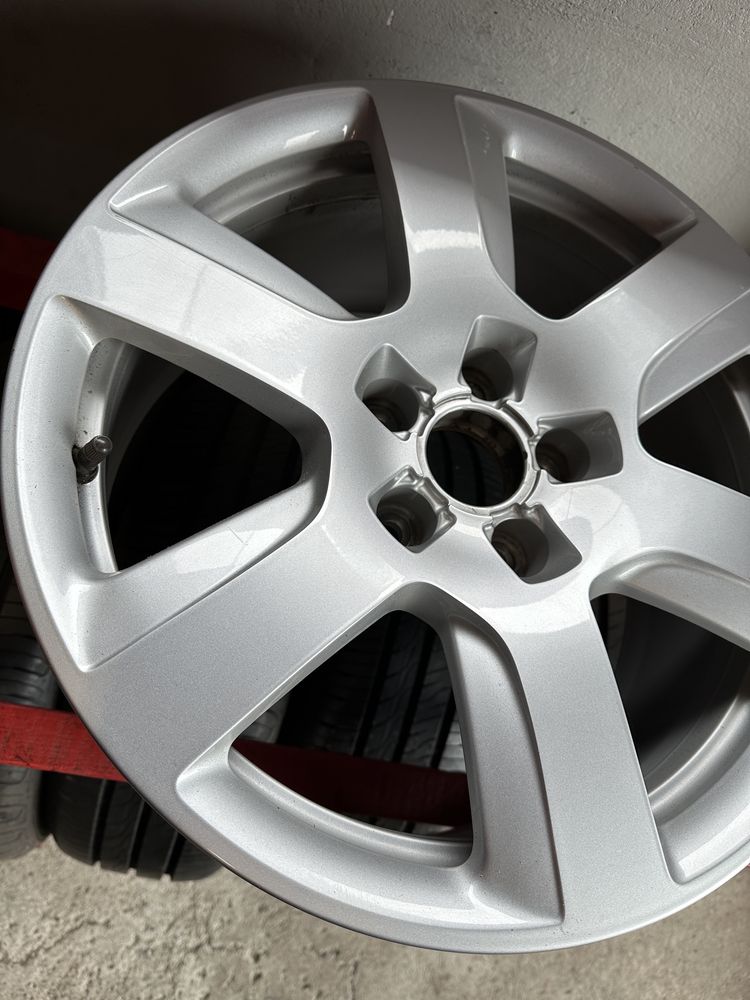 Alufelga 5x112 17 Audi Q5 srebrna letnia lato