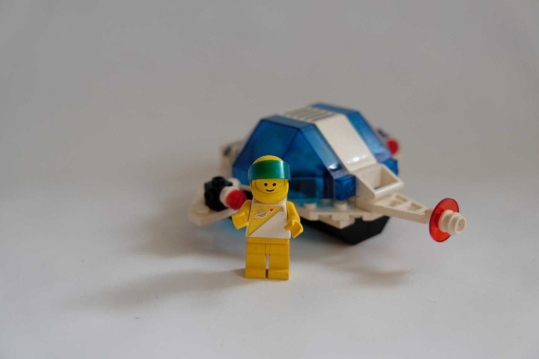 Lego Space - 6850 - Futuron - Auxiliary Patroller - statek kosmiczny
