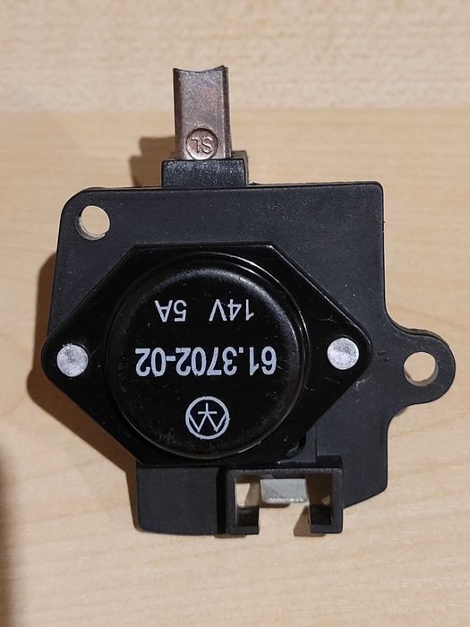 Регулятор напруги 61.3702-02 в зборі з ЩУ,  ВАЗ 2108 - 21099