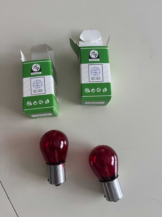 2 Lampadas STOP Renault Zoe BAW15S