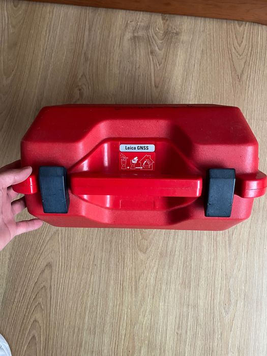 Leica GS08 + CS10 — Equipamento de Topografia com Extras