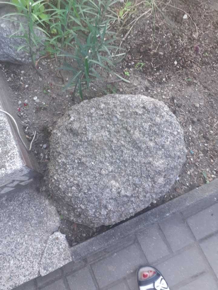 kamienie ozdobne-głazy