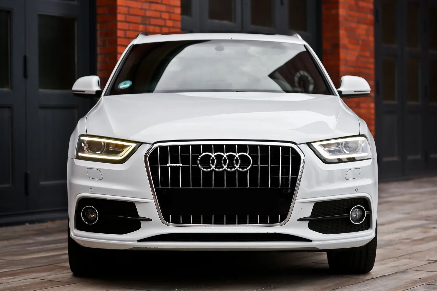 Audi Q3 2.0D 177ps 2xS-Line S-Tronic 4x4 XEN LED skóra BOSE panorama serwis de