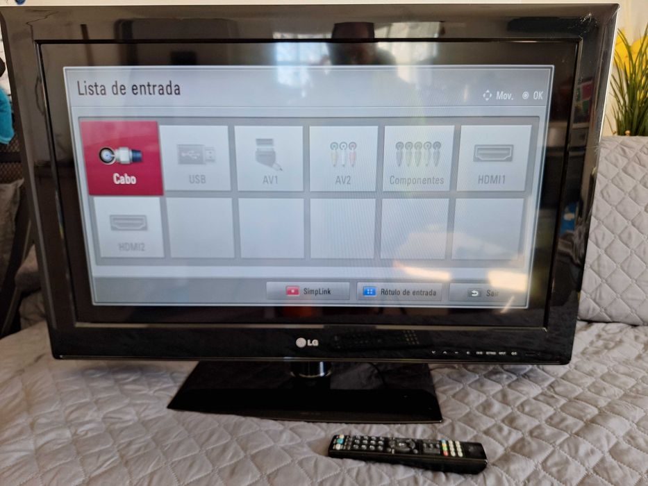 Tv LG32'' com pé, cabo e comando