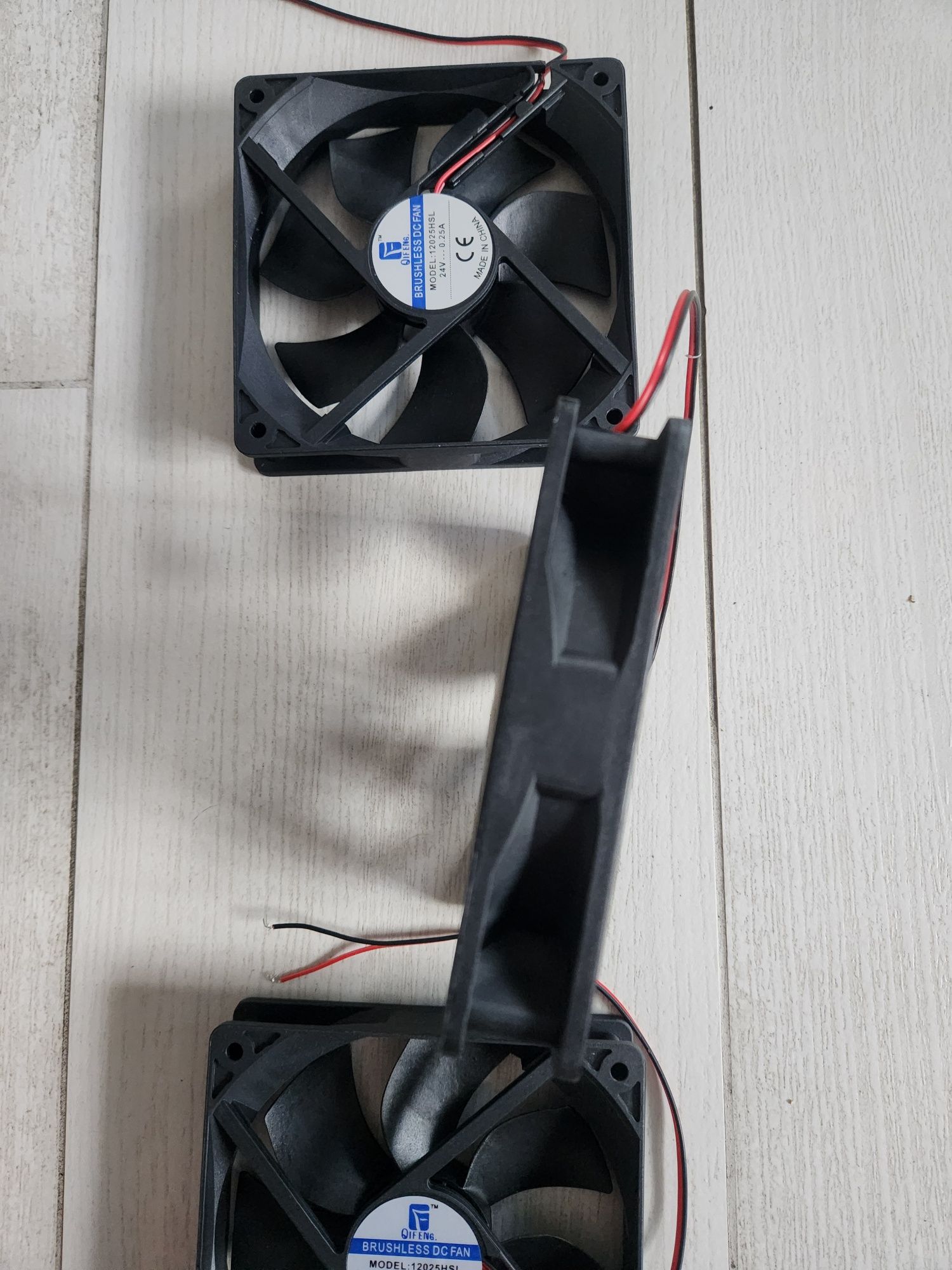 Wentylator 24V 120x120mm chłodzenie komputer ciężarówka przyczepa