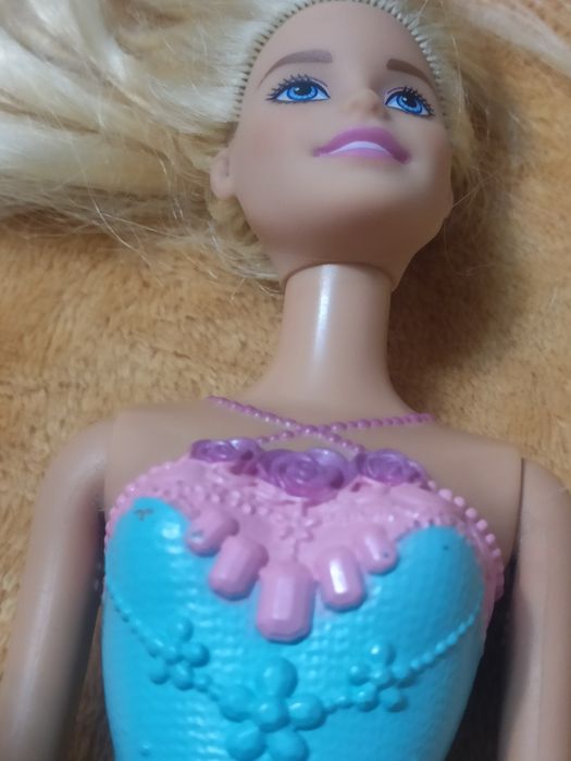 Оригінальна Barbie виробник Mattel