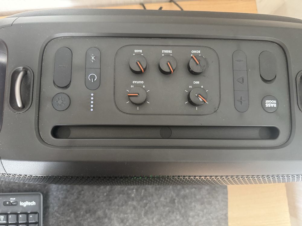 JBL PartyBOX GO Essntial + мікрофон