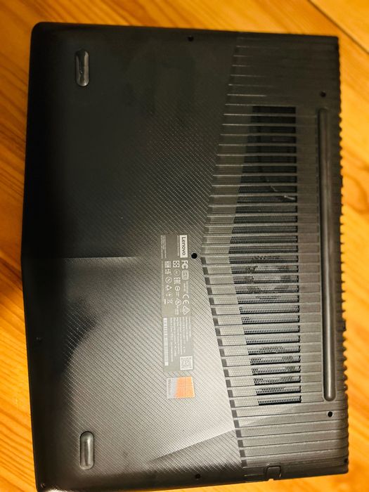 Portátil Gaming LENOVO Legion
- RAM: 16 GB - 1 TB HDD + 256
GB SSD