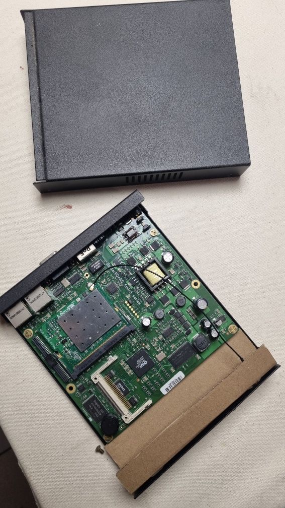 Routerboard 500r mikrotik  r52 wifi ethernet internet