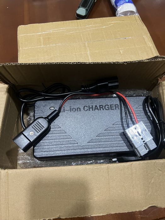 48-58.4V 10A  Lithium Iron Phosphate/Lifepo4 Battery зарядний пристрій