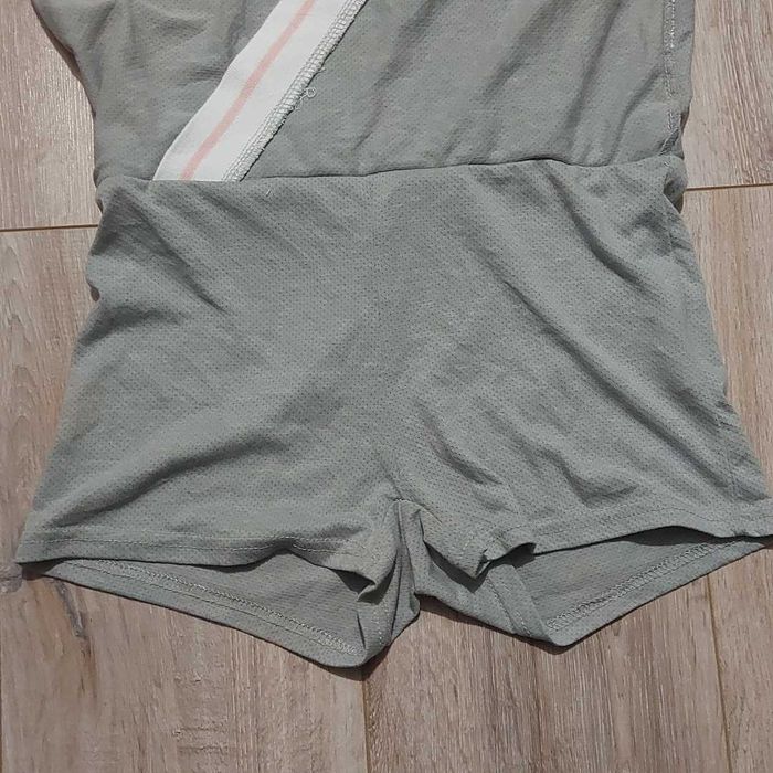 Спортивная юбка-шорты, s.