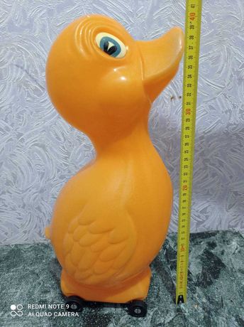 Утёнок  игрушка  - каталка  СССР 40 см