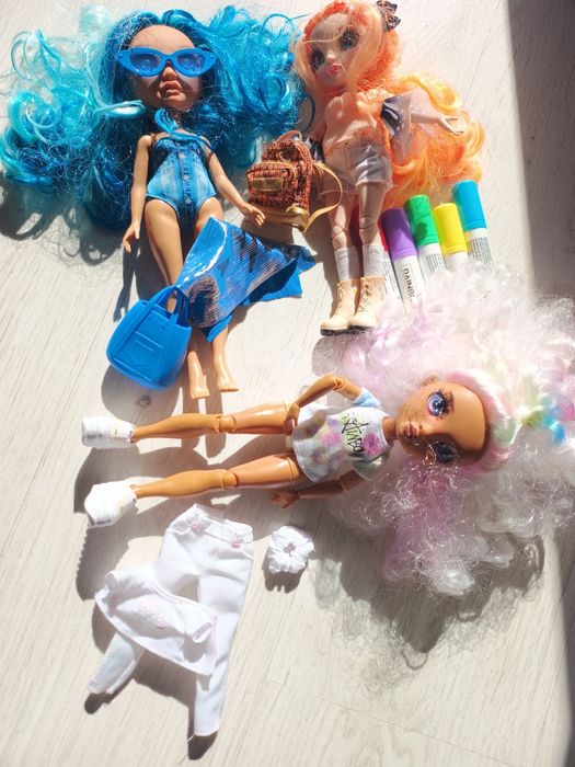 3 lalki Rainbow High