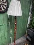 Lampa stojąca z abażurem