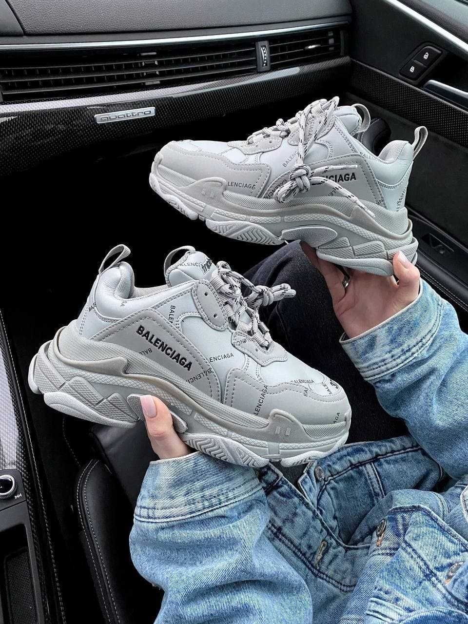 Balenciaga Tripl S Logo Grey