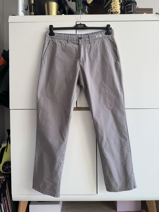 Tommy Hilfiger spodnie Chinosy / casual