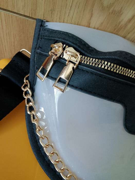 Sprzedam nową torebkę nerkę damską