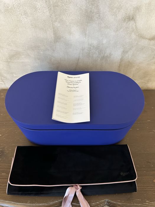 Dyson стайлер blue/rose