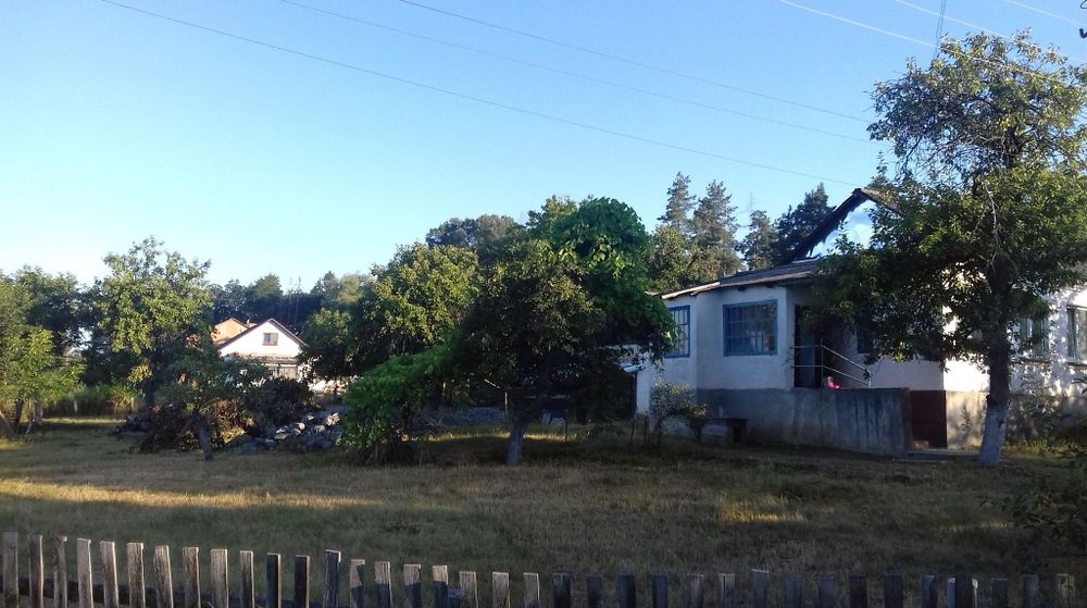 Продається частина будинку в Гамарні