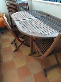 Vende mesa  e cadeiras deexterior