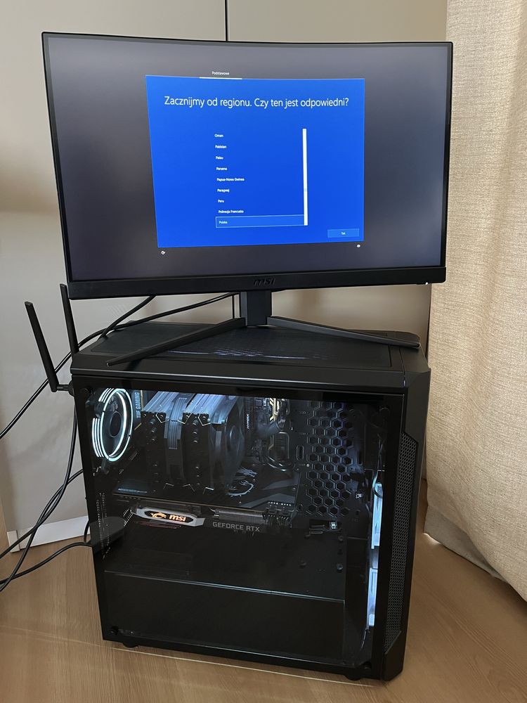 Komputer do gier RTX2070 i5-9600K z monitrem 24 cali