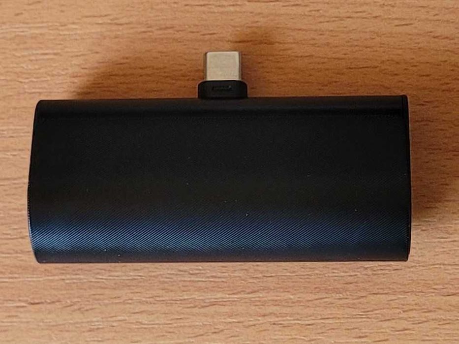Powerbank 5000 mAh VEGER PlugOn PD 20W wbudowane złącze USB C lekki