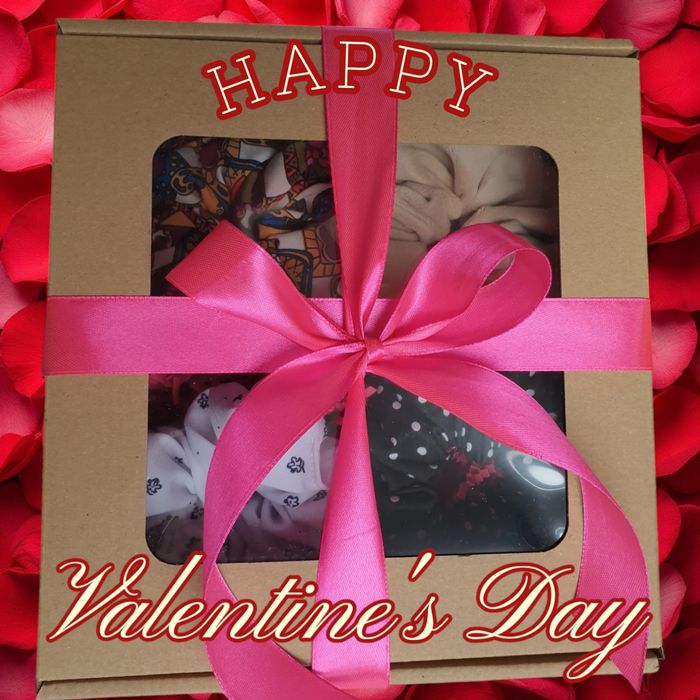 Zestaw prezentowy gumek do włosów scrunchie  dla dziewczyny na walenty