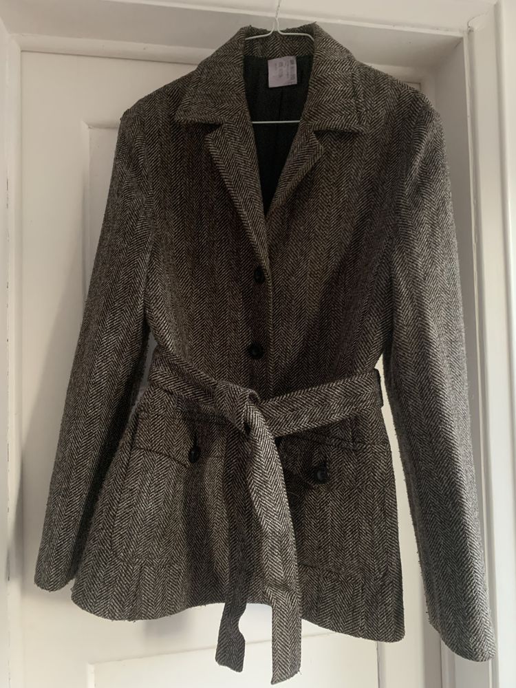 Blazer castanho de lã mesclado com cinto Mango T44
