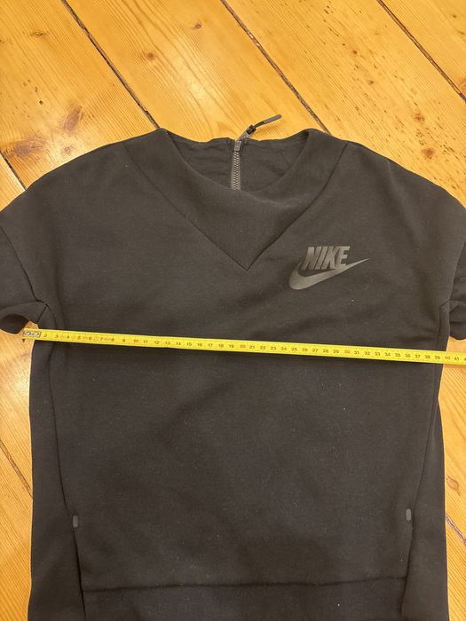 Bluzka nike roz 128-137