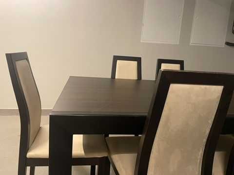Stół z 6 krzesłami
