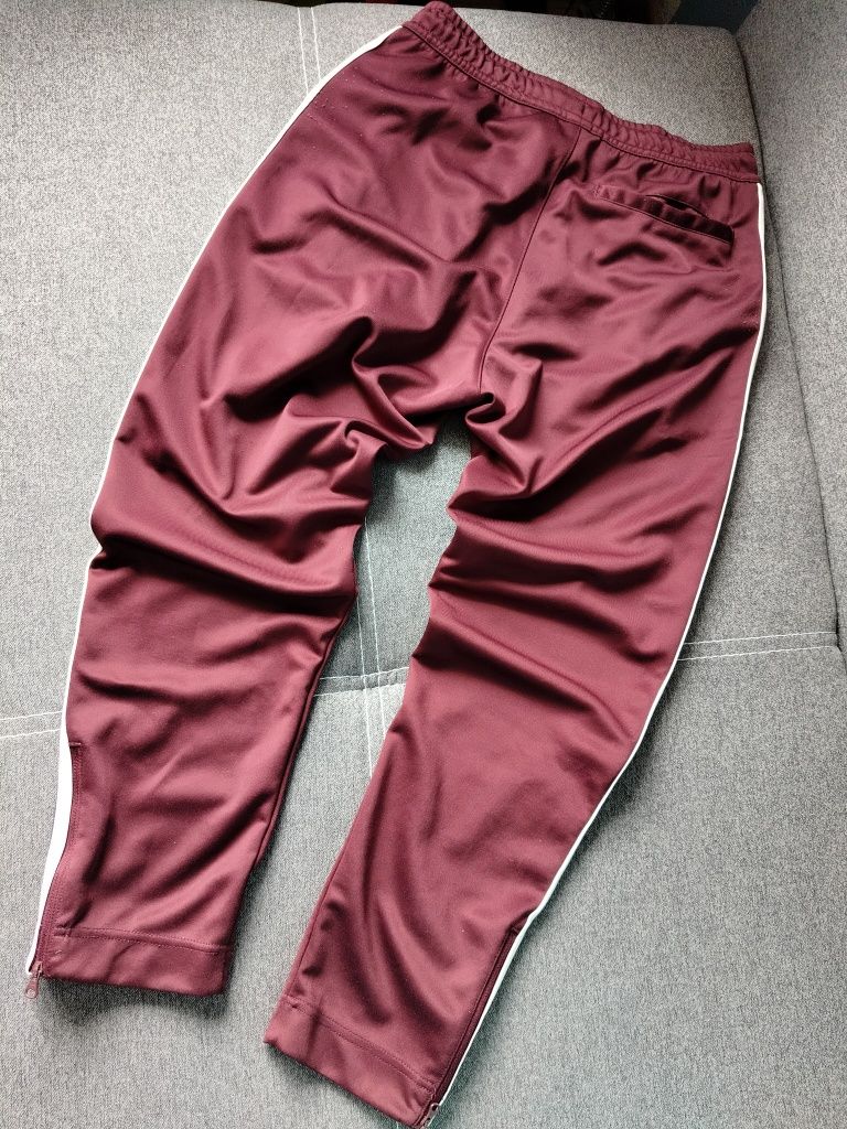 Burgundowe spodnie dresowe męskie Nike rozmiar S