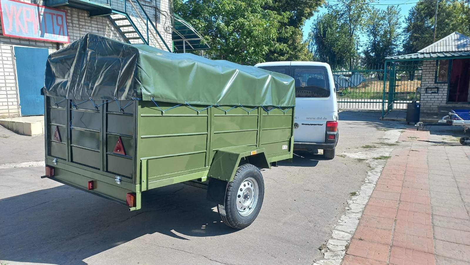 Прицеп Лев Супер 
Борт 700
