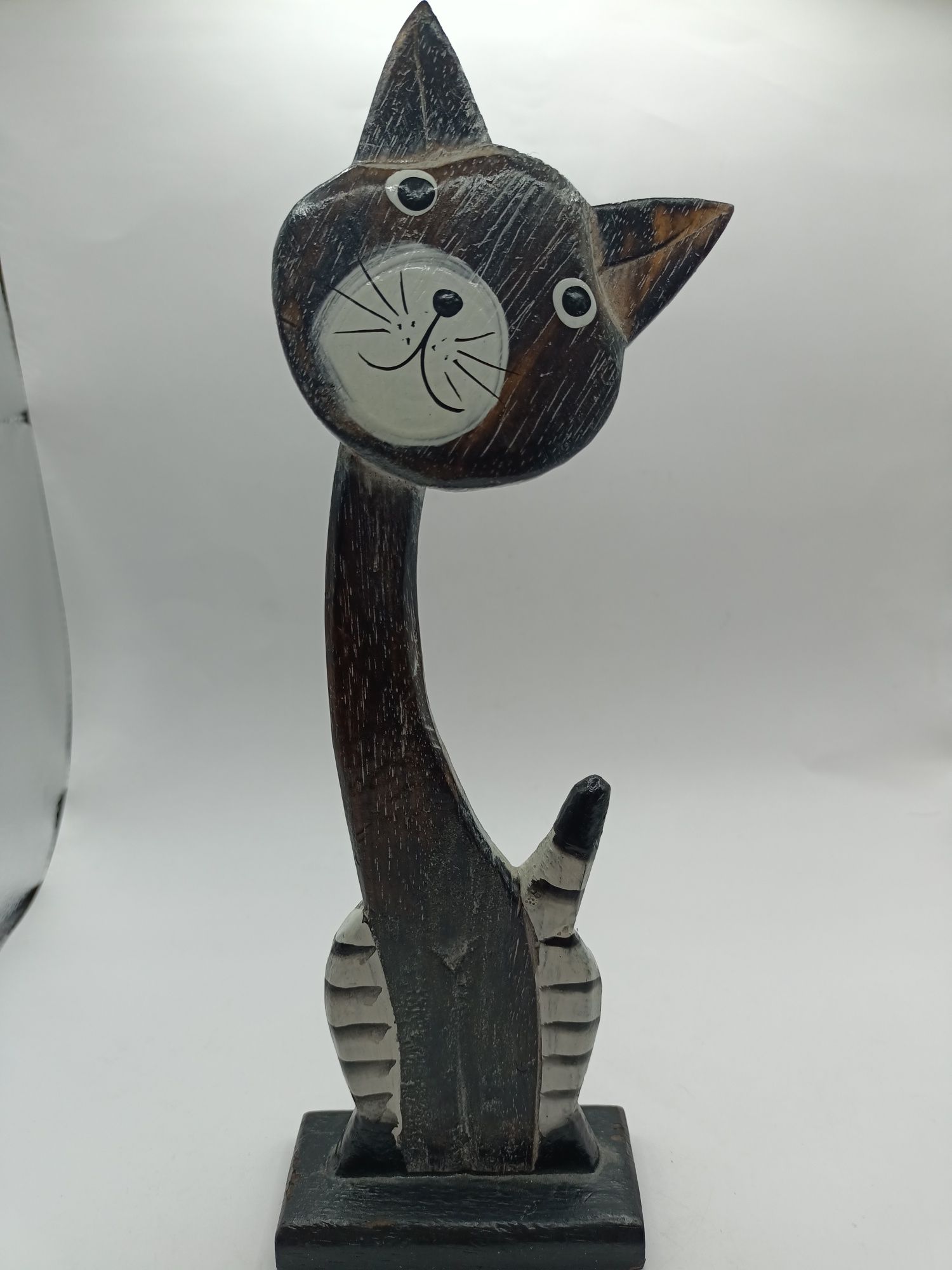 Kot kotek rzeźba drewno