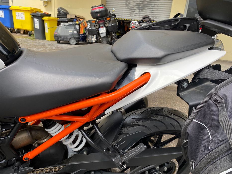 KTM DUKE 125 cm