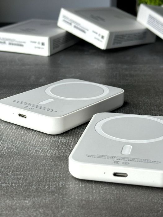 Power bank magsafe