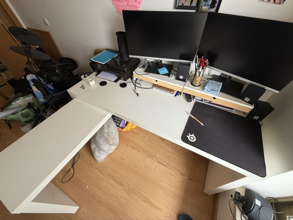Secretaria 1.5x0.65m