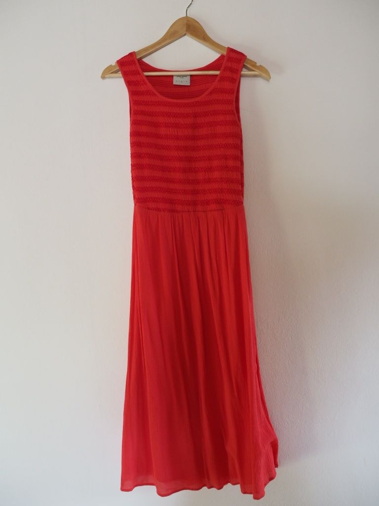 Czerwona sukienka vero moda 38 - M