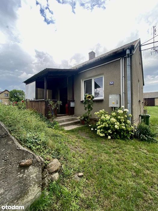 Przytulny dom w spokojnej wsi z duża działką