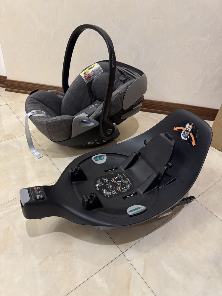 Автокрісло з народження і до року Cybex Cloud Z i-Size Soho Grey