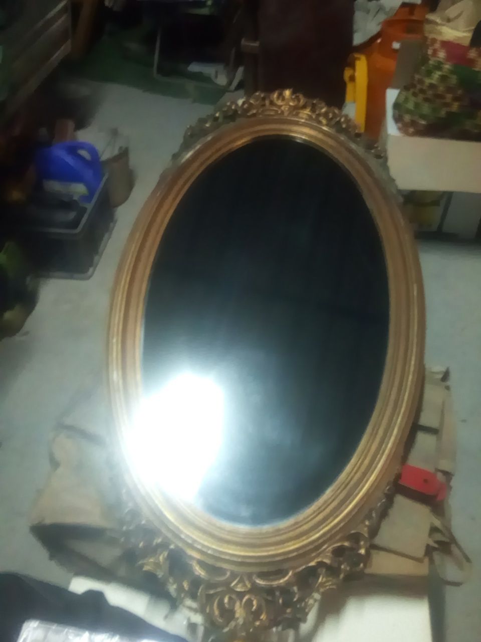 Espelho muito antigo