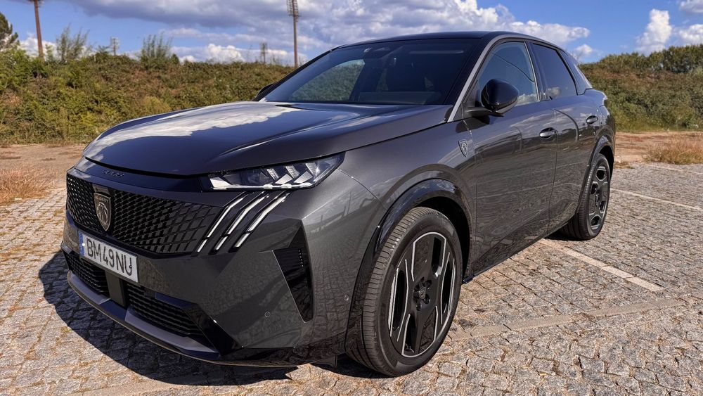 Peugeot E-3008 73 kWh GT