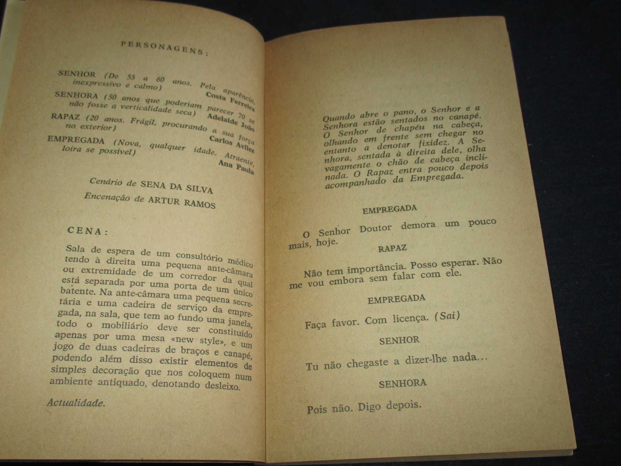 Livro Teatro de Novos Consultório e O Pescador à linha