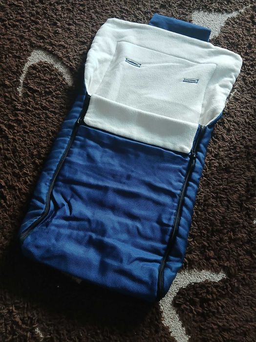 Śpiworek do wózka bądź sanek